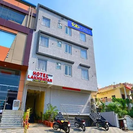 Fabhotel Lakhdatar